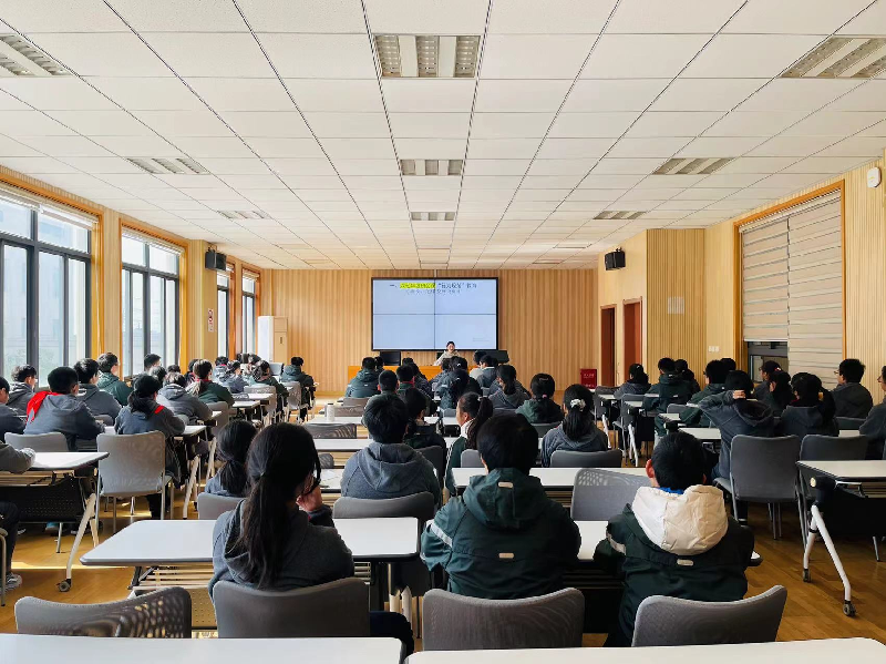 少年青春正飞扬起而行之担重任凤溪中学2023学年队长学校开班仪式暨第